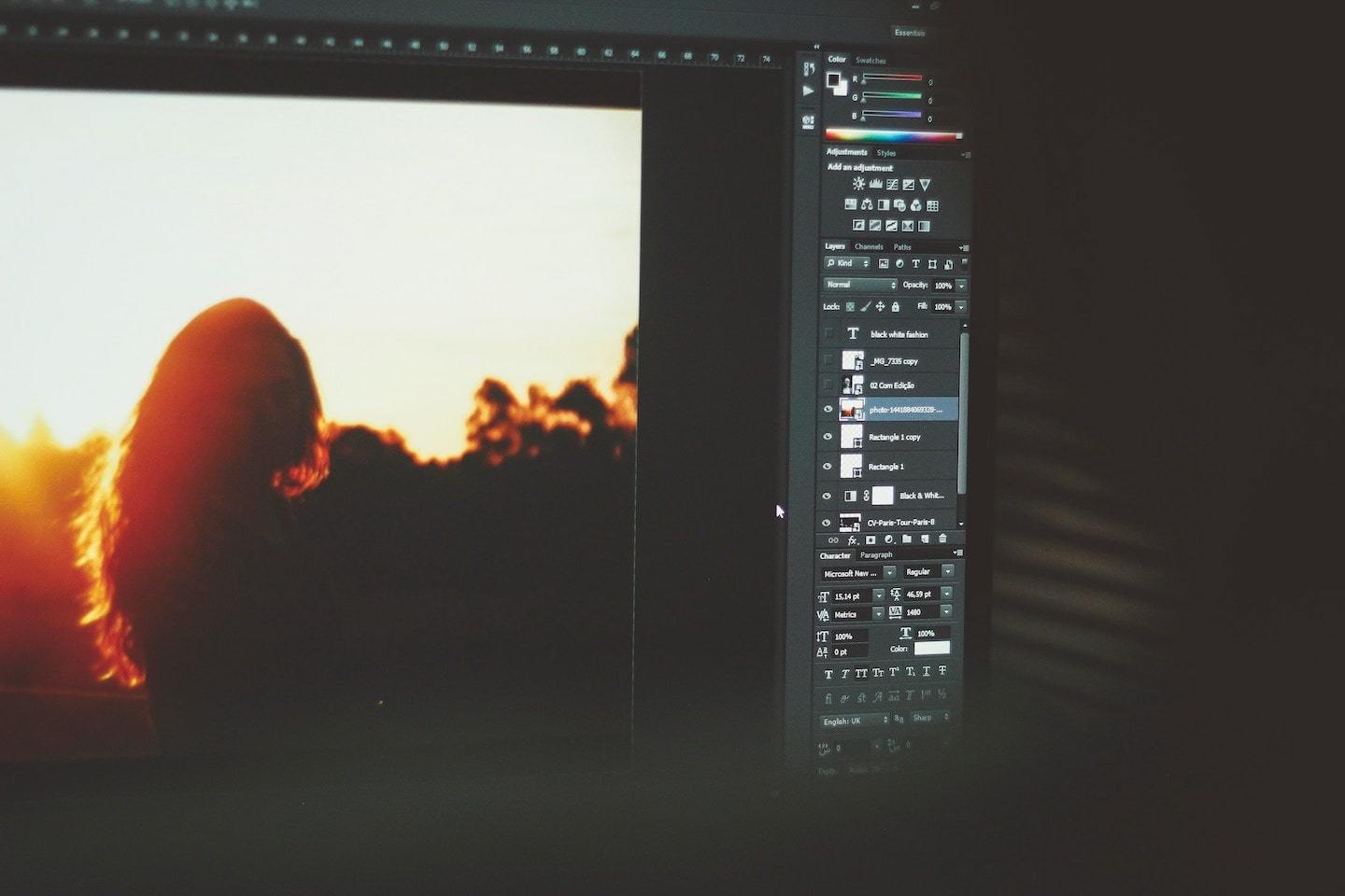 οθόνη υπολογιστή με το Photoshop Open